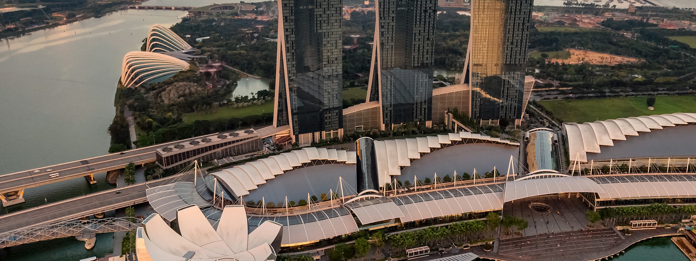 Singapur iş kuleleri